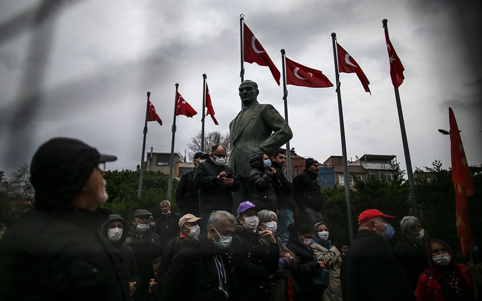 εε-σκληρή-γλώσσα-προς-αγκυρα-για-κύπρο-561629914