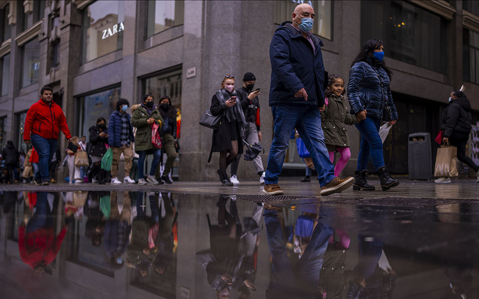 μετάλλαξη-όμικρον-τα-πέντε-συμπτώματ-561646816