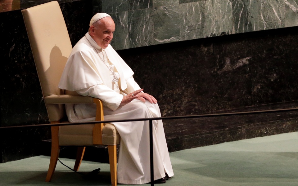 πάπας-φραγκίσκος-επί-ποδός-3-500-αστυνομι-561614002