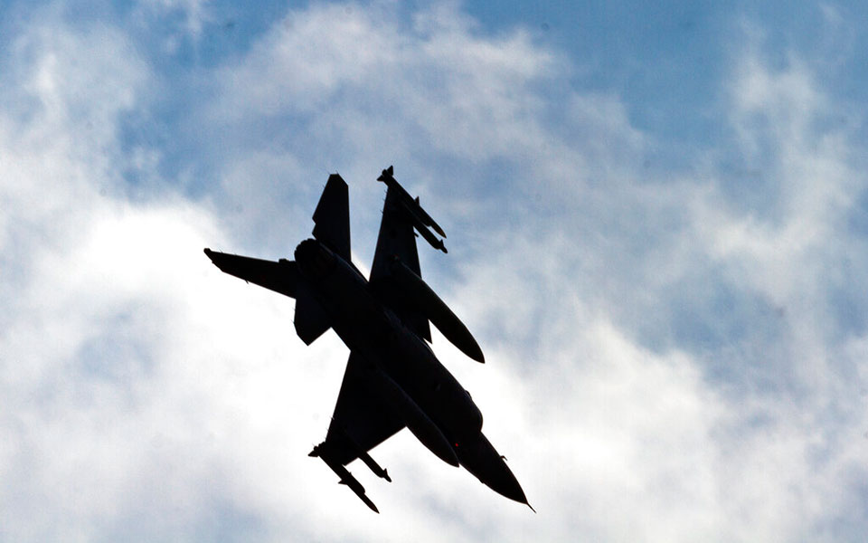 τουρκικά-f-16-πέταξαν-πάνω-από-την-παναγι-561617470