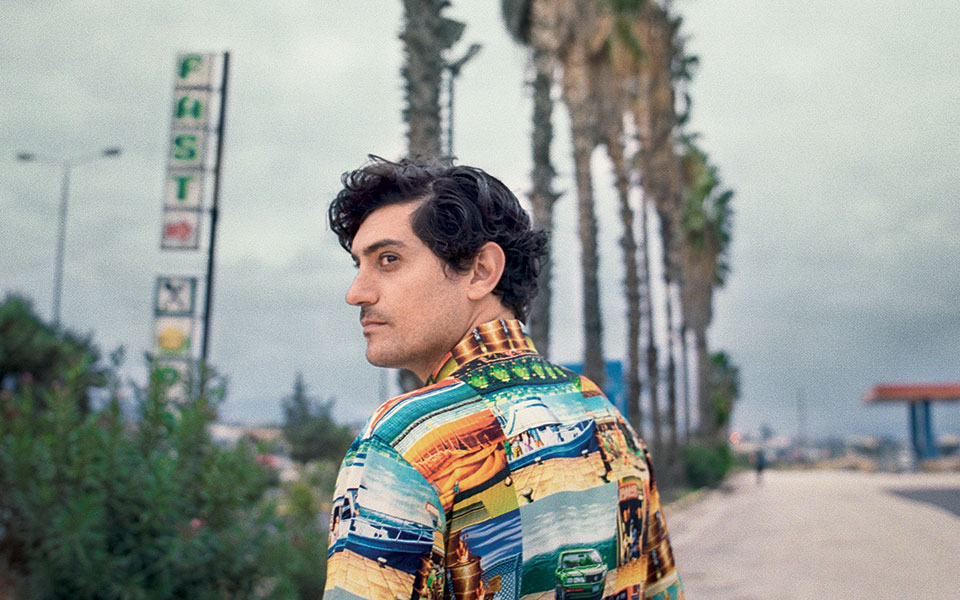 Aργύρης Πανταζάρας: «Αγαπηθείτε γιατί χανόμαστε»-1