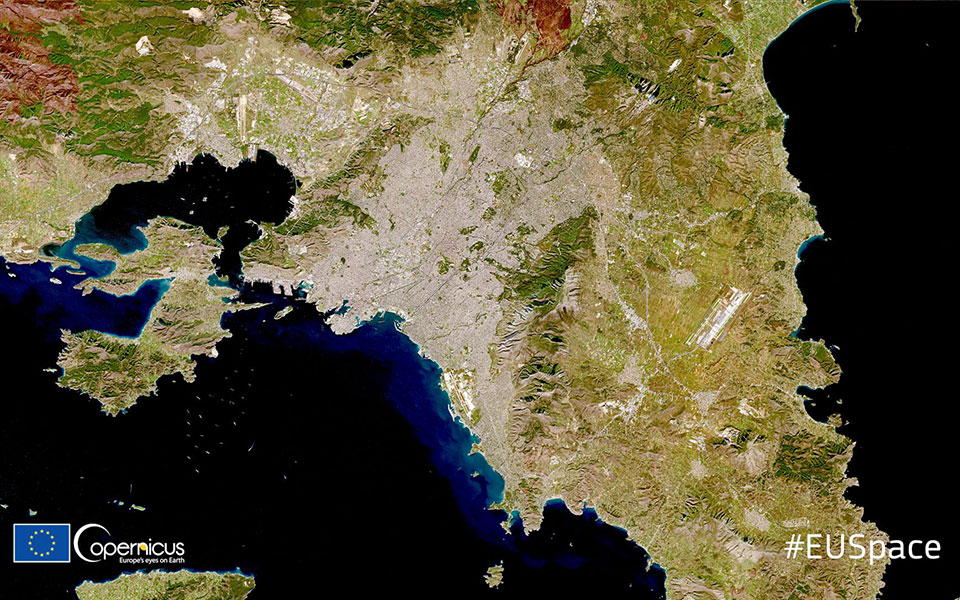 η-αττική-από-ύψος-786-χιλιομέτρων-561634801