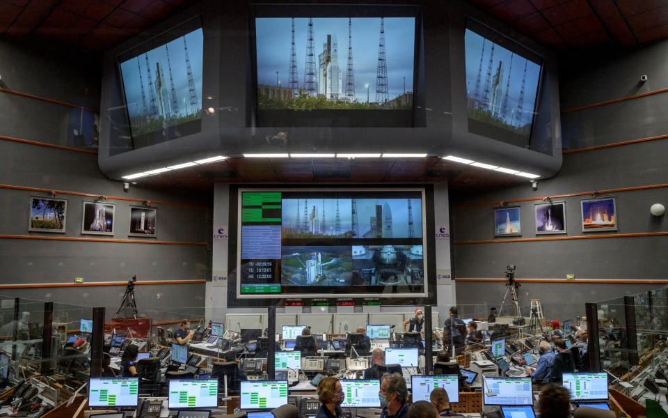 Τηλεσκόπιο James Webb: Live η ιστορική εκτόξευση-1