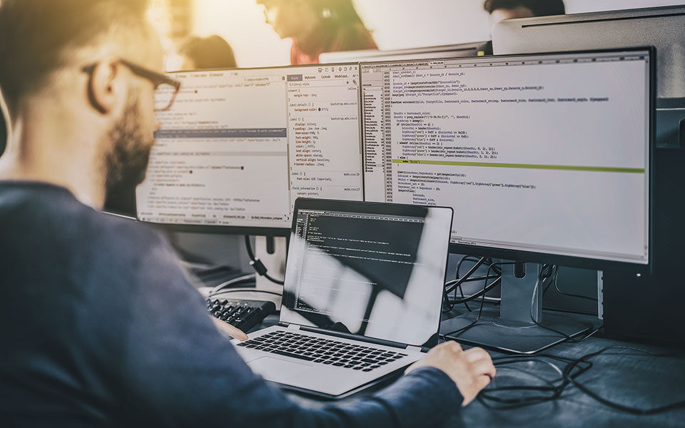 ρεκόρ-επενδύσεων-σε-startups-το-2021-561621031