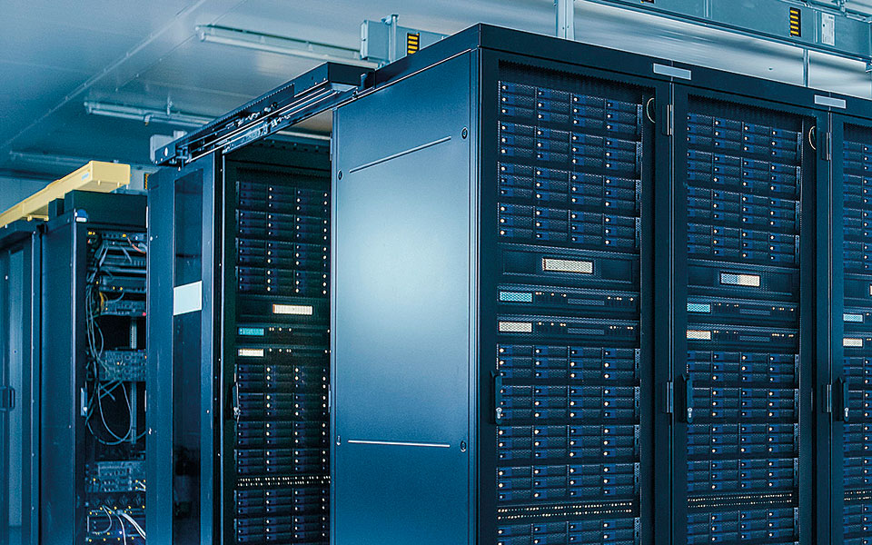 αυξάνονται-οι-επενδύσεις-σε-data-centers-561615985