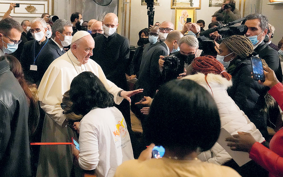 ο-πάπας-φραγκίσκος-στην-ελλάδα-μια-γι-561615979