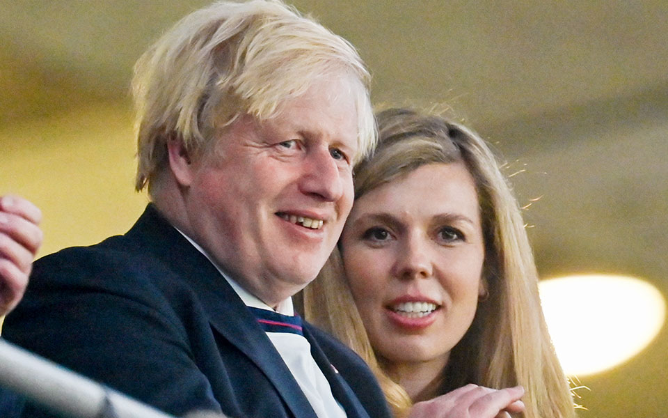 βρετανία-ο-μπόρις-τζόνσον-και-τα-αδέσπ-561620782