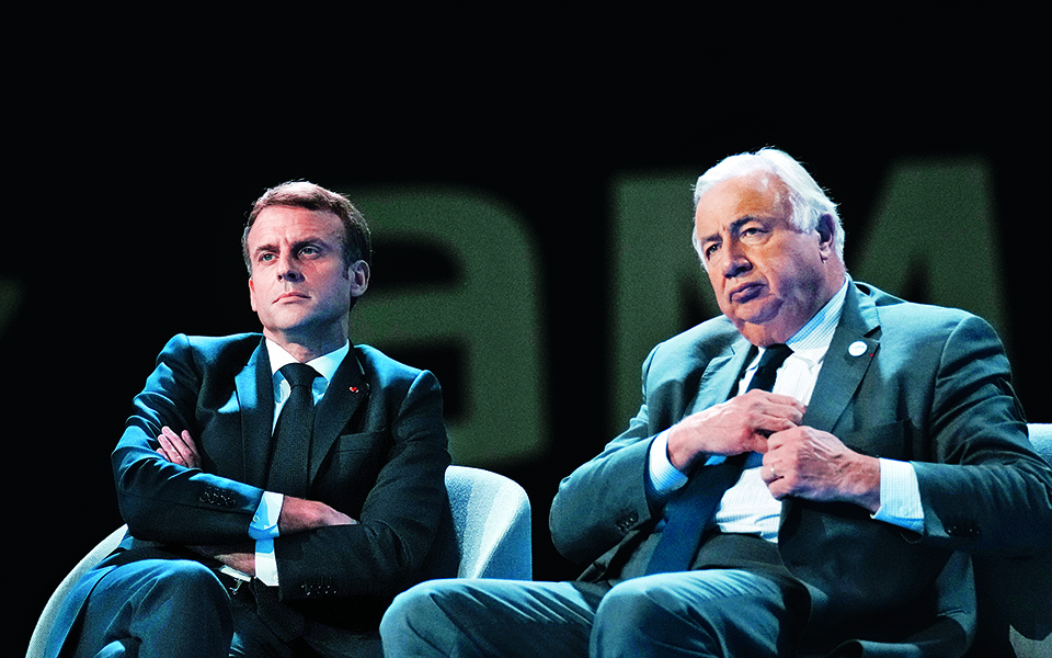 Διαβάστε στην «Καθημερινή της Κυριακής»-4