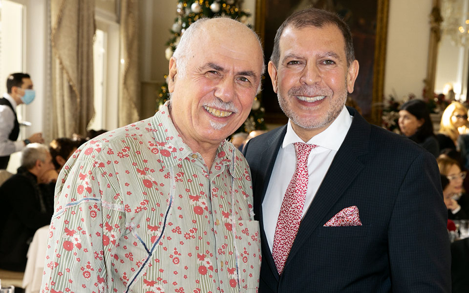 Μια εορταστική σύναξη για δημοσιογράφους στο Tudor Hall του King George-3