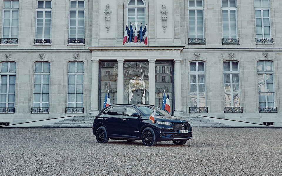 η-πολυτελέστατη-ds-7-crossback-elysee-του-emmanuel-macron-561611779