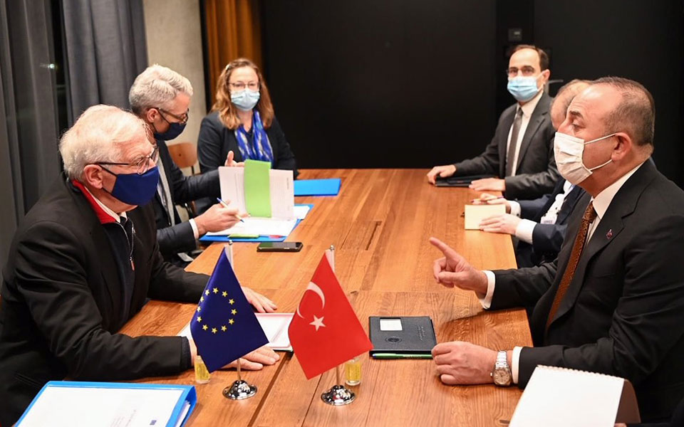 μπορέλ-σε-τσαβούσογλου-ανάγκη-αποφυγ-561611740