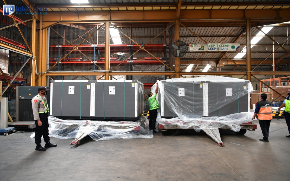 κορωνοϊός-η-ελλάδα-δώρισε-703-200-εμβόλια-στ-561648034