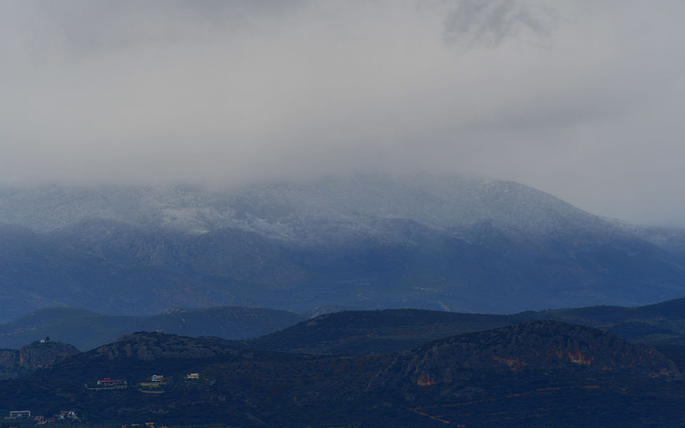 κάρμελ-χιόνια-στο-πήλιο-στα-λευκά-τα-561637105