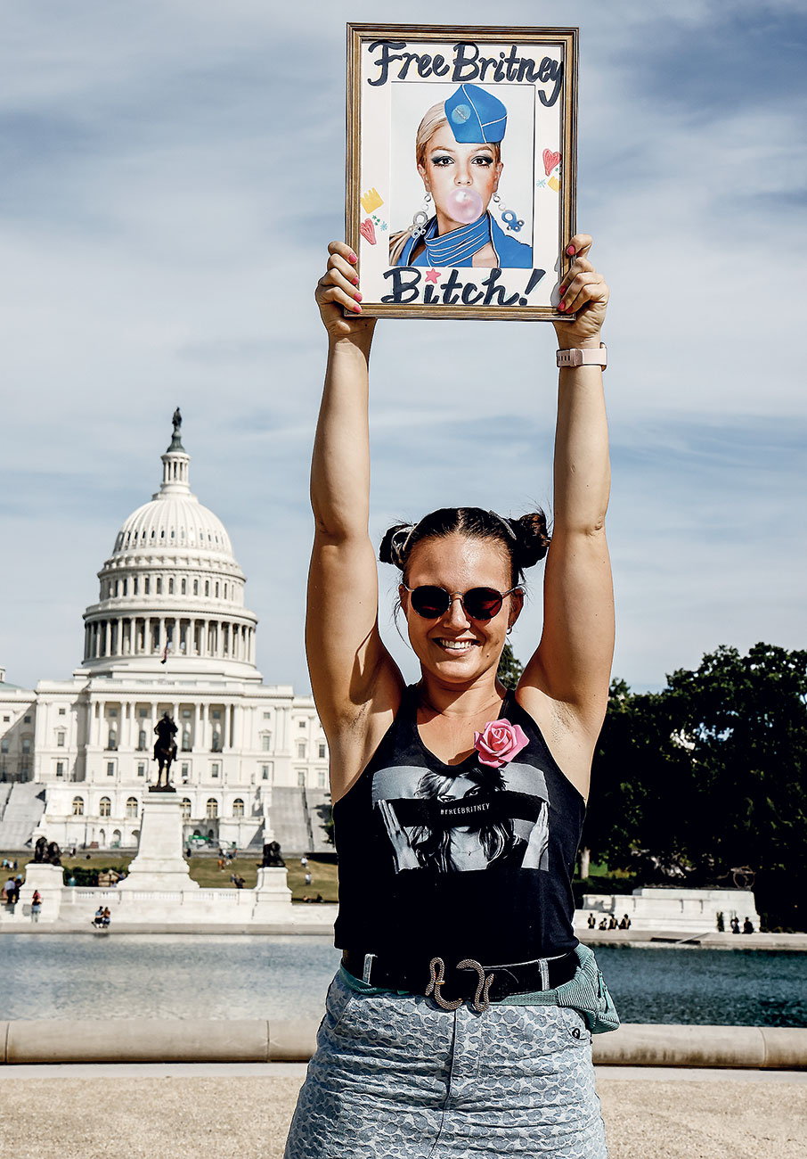 Britney Spears: 40 ζωές σε 40 χρόνια-1