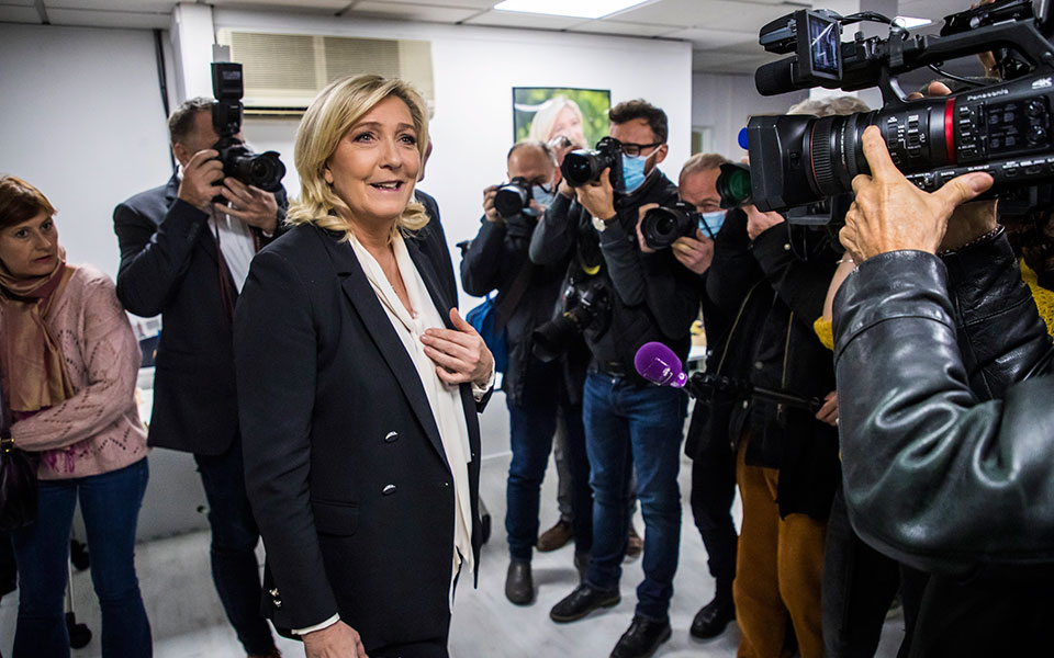 η-γαλλική-δεξιά-ρίχνεται-στη-μάχη-561612031