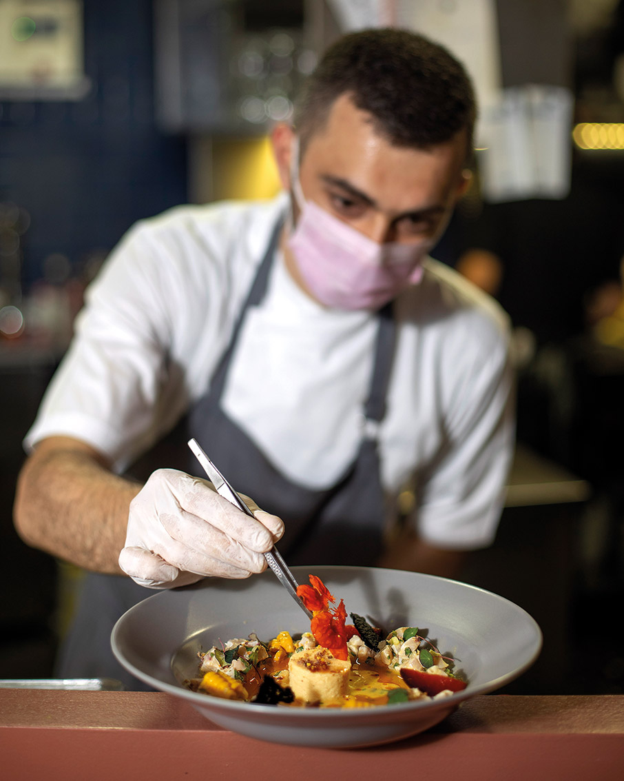 Νέος χώρος, σταθερή αξία-1