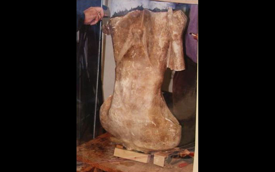 Από τον Αμερικανό μεγιστάνα, πίσω στην Ελλάδα-1