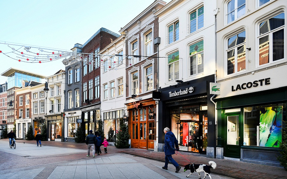 χριστούγεννα-στην-ευρώπη-ξανά-με-λόκν-561644803