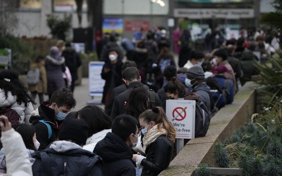 βρετανία-ένα-βήμα-πριν-ένα-νέο-λόκνταο-561637930