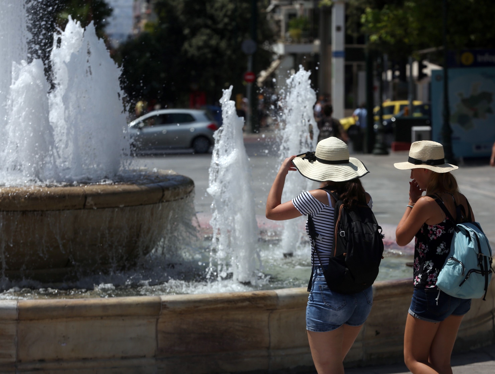 τουρισμός-τρίτος-δημοφιλέστερος-προ-561630565