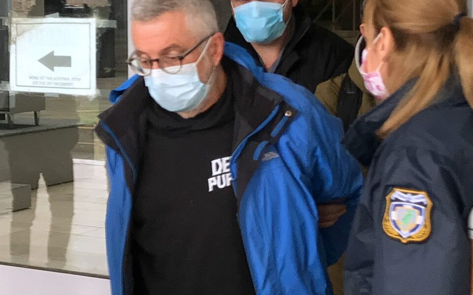 στάθης-παναγιωτόπουλος-ελεύθερος-με-561647917