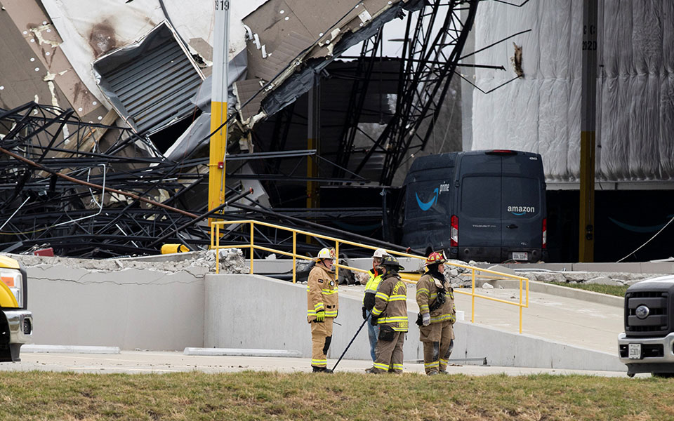 ΗΠΑ: Τραγωδία στο Κεντάκι – 70 νεκροί από τους ανεμοστρόβιλους-1