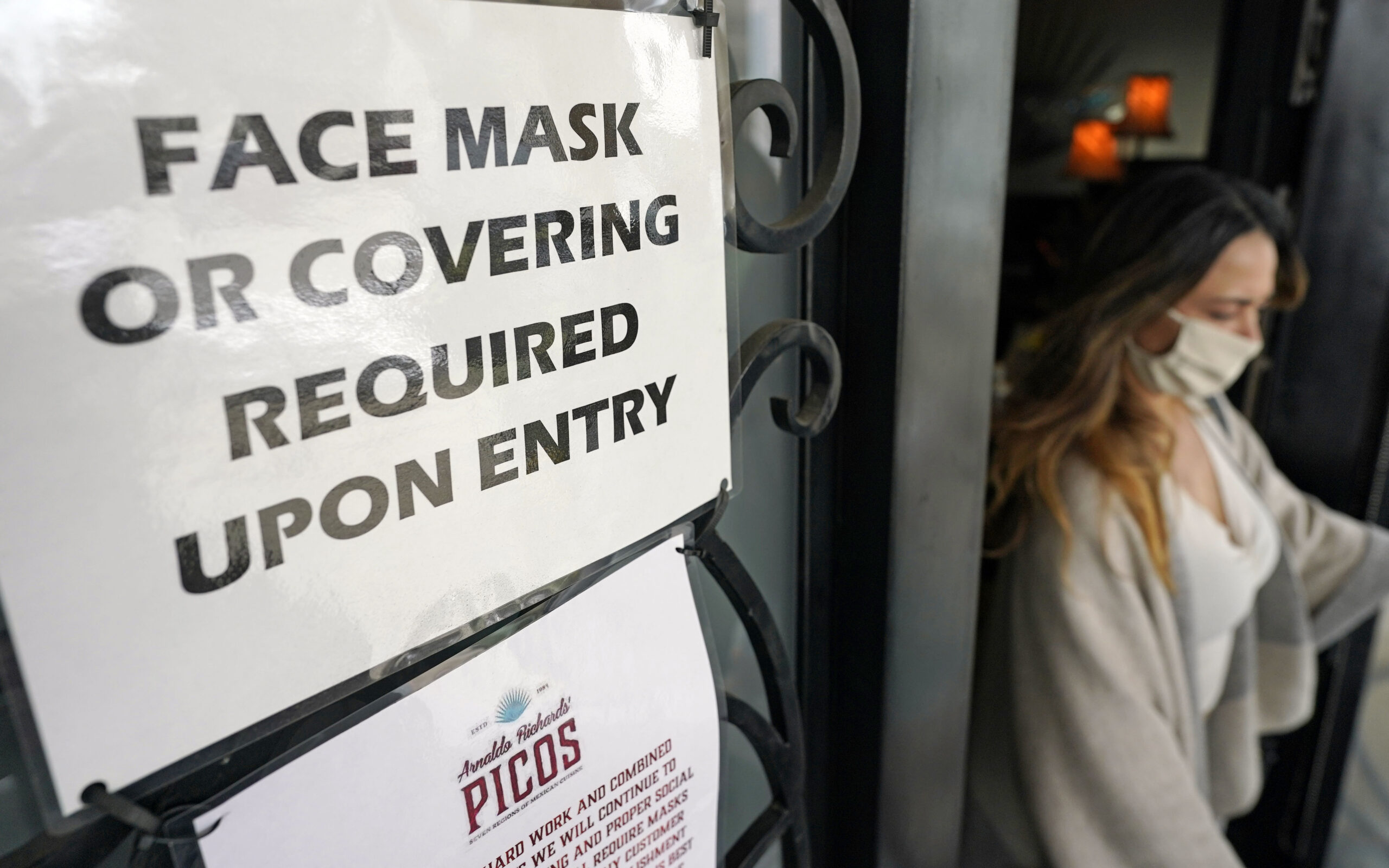 η-μετάλλαξη-όμικρον-έκανε-την-εμφάν-561613462