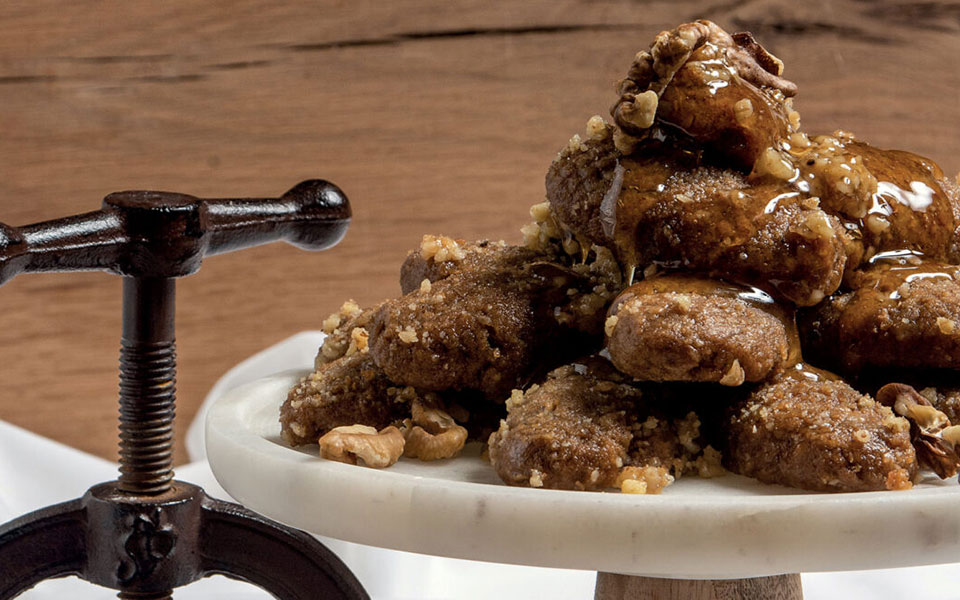 γαστρονόμος-από-τη-μακαρία-στα-μελομα-561610246