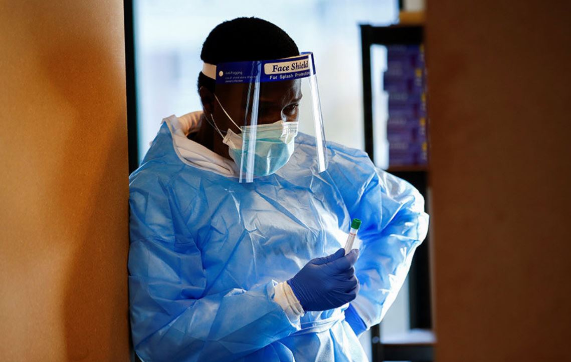 ΠΟΥ για Όμικρον: Αποτελεσματικά τα εμβόλια στη βαριά νόσηση-1