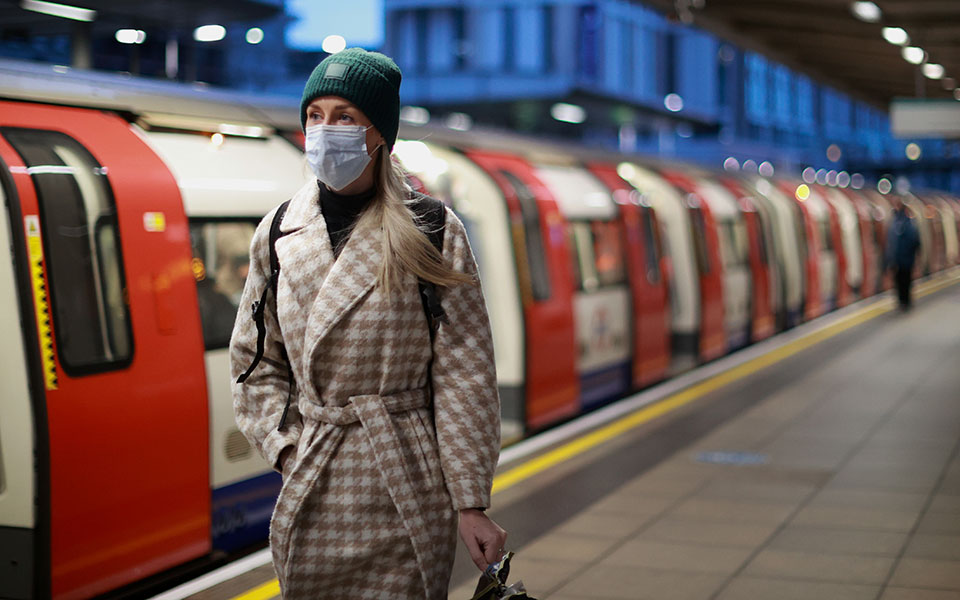 κορωνοϊός-βρετανία-πολύ-περισσότερ-561637540