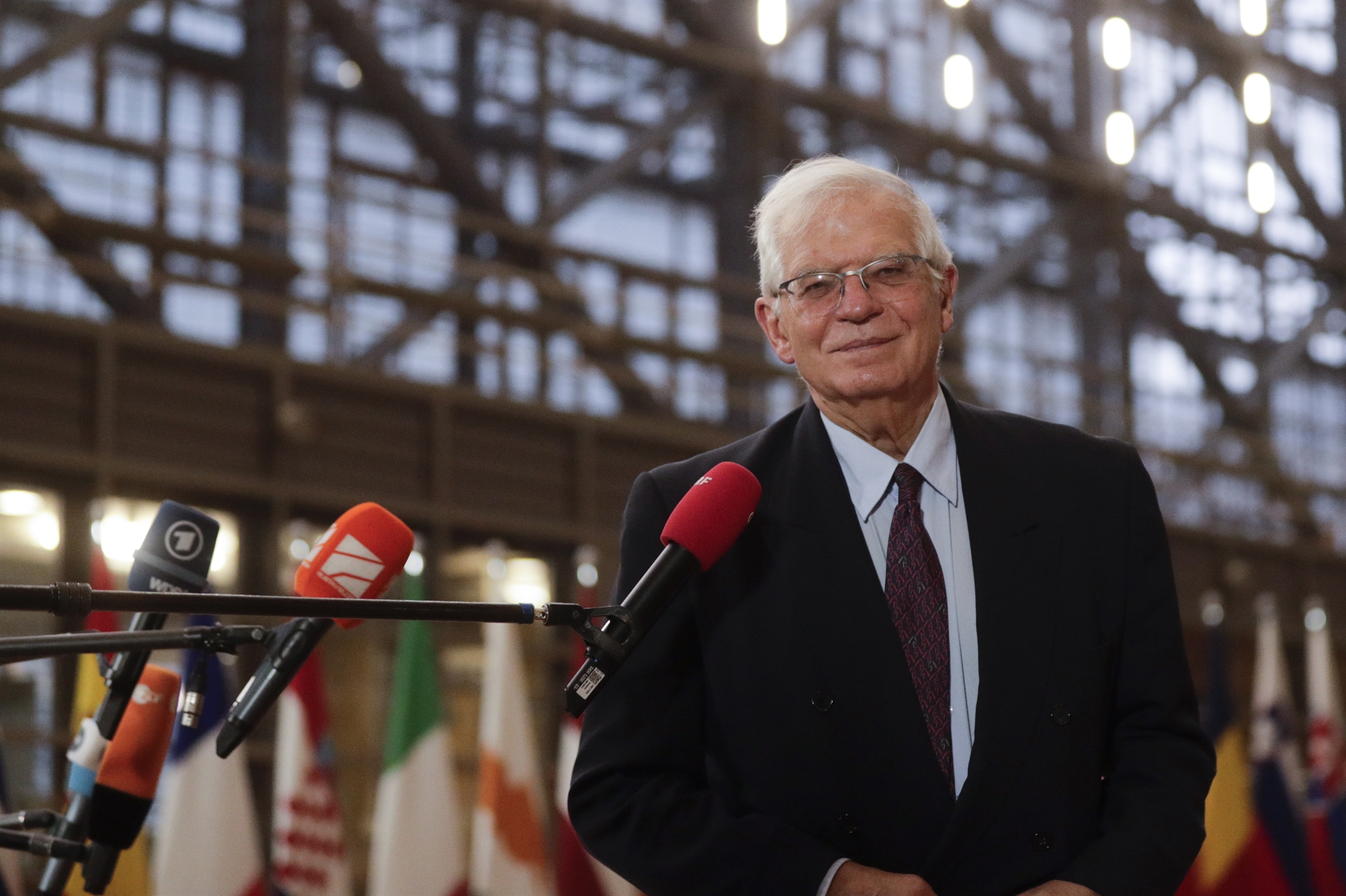 ουκρανία-η-ευρώπη-δεν-αποκλείει-την-απ-561628630