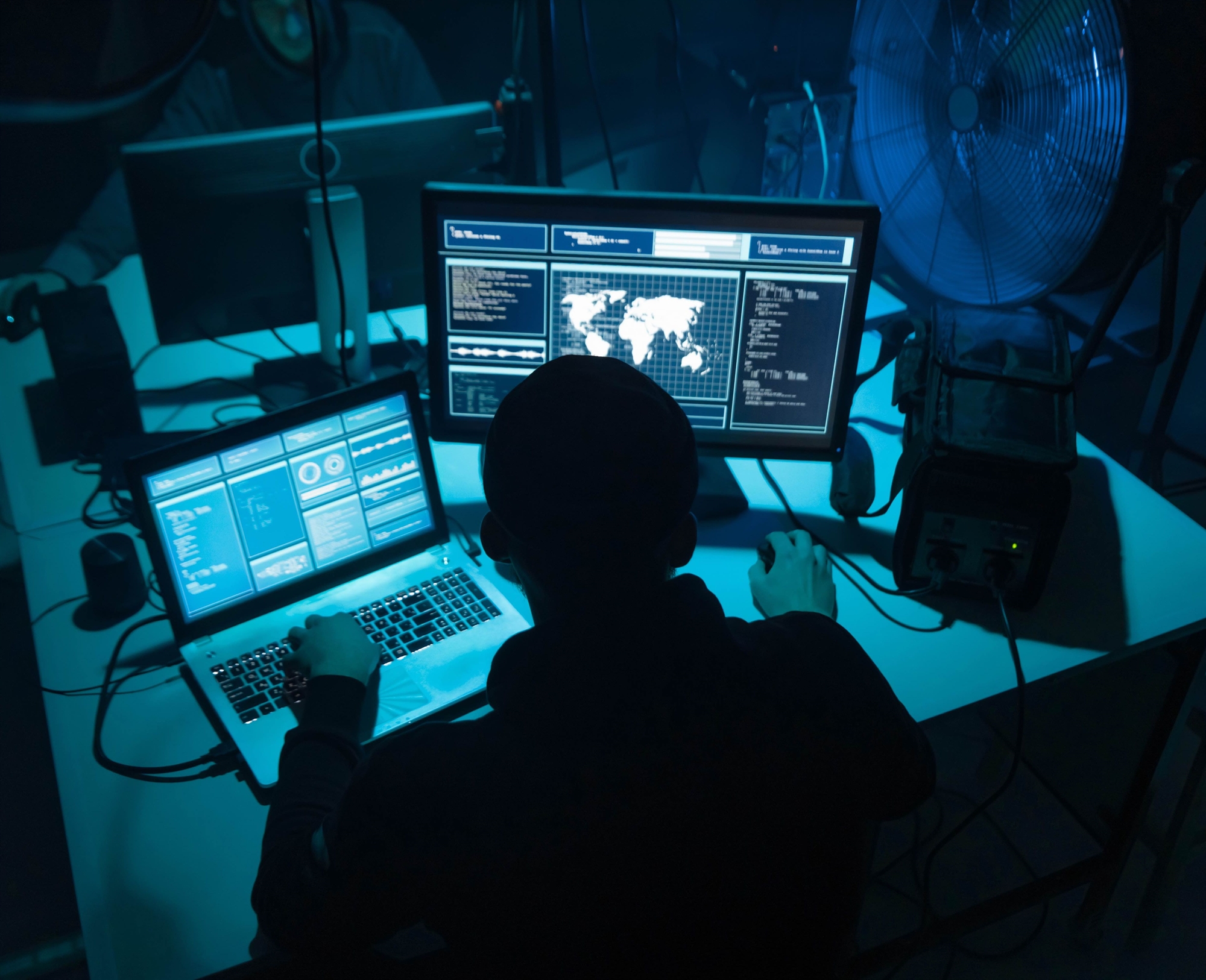 μάστιγα-οι-κλοπές-τραπεζικών-κωδικών-561614764