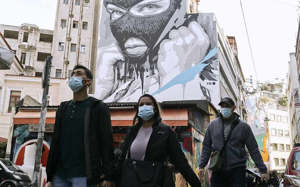 εξαδάκτυλος-ο-άνθρωπος-που-πέρασε-δέλ-561652897