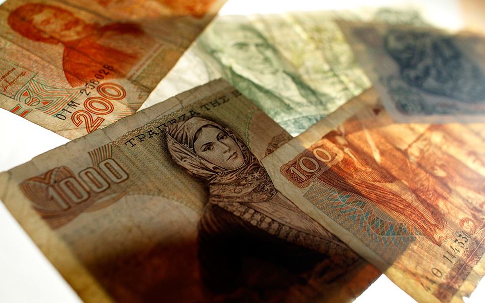 κοντά-στο-μισό-δισ-ευρώ-σε-δραχμές-φυλά-561647743