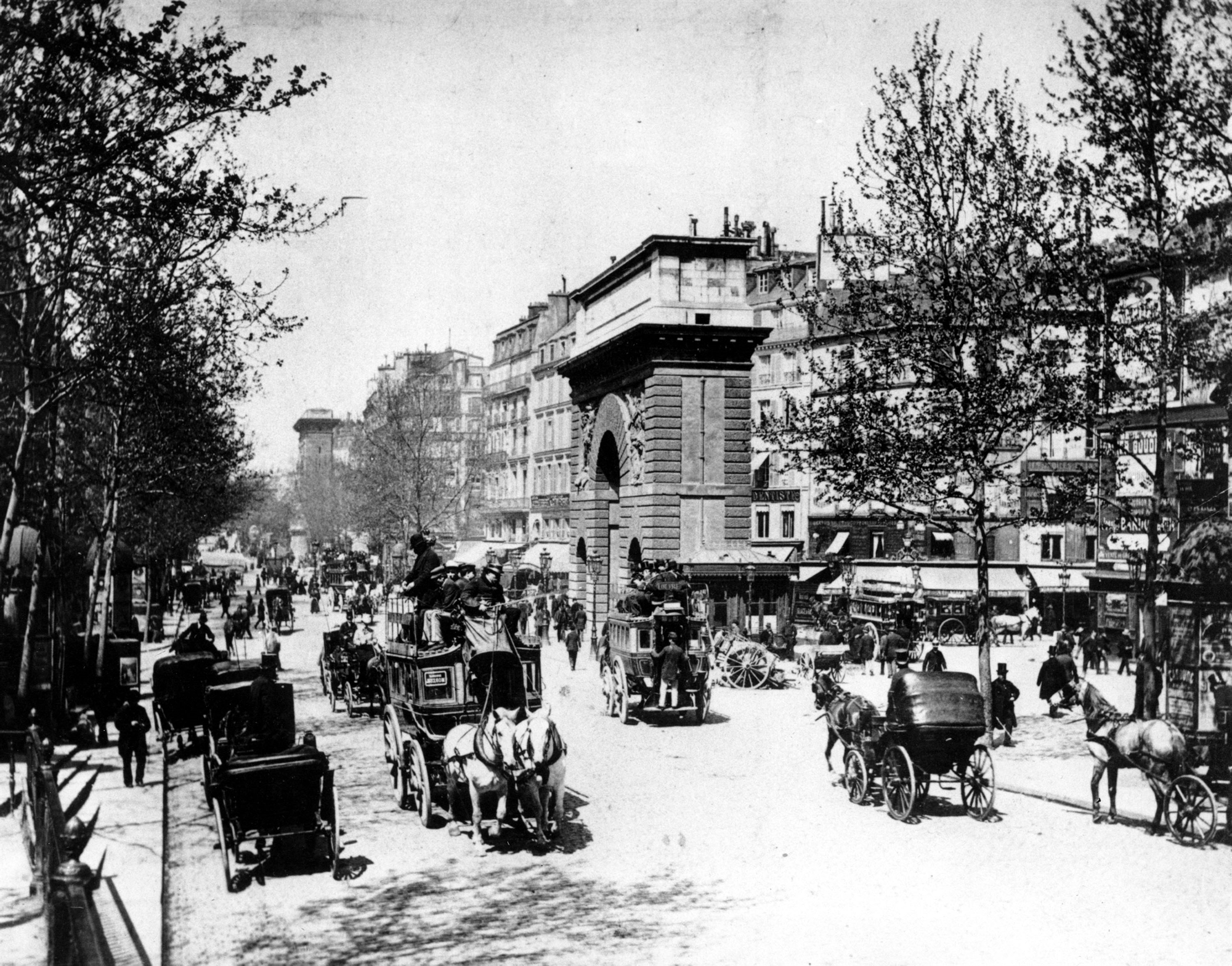 το-εγκώμιο-των-βρώμικων-πόλεων-561615346