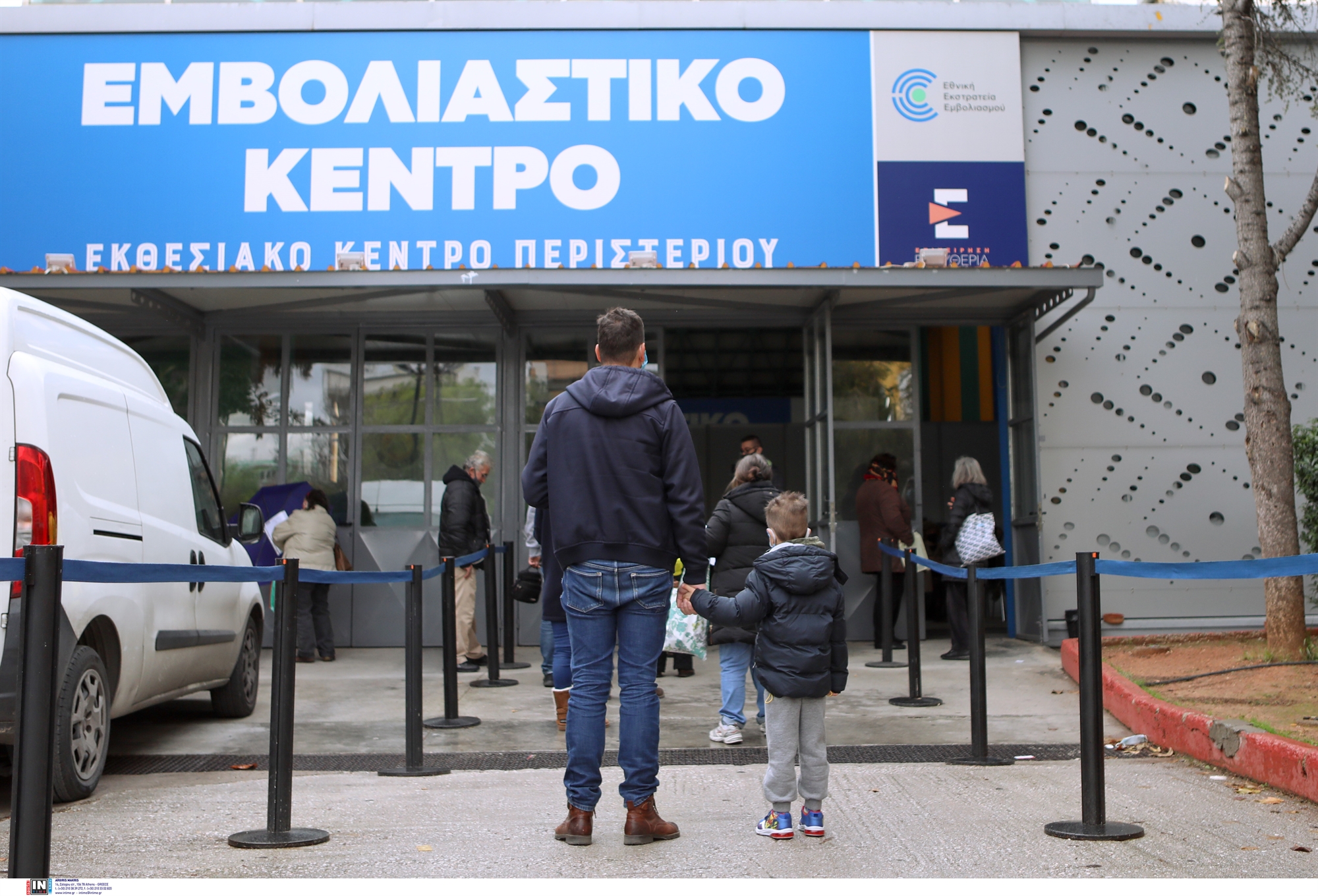 μαμά-κλείσε-μου-γρήγορα-ραντεβού-να-κ-561635989