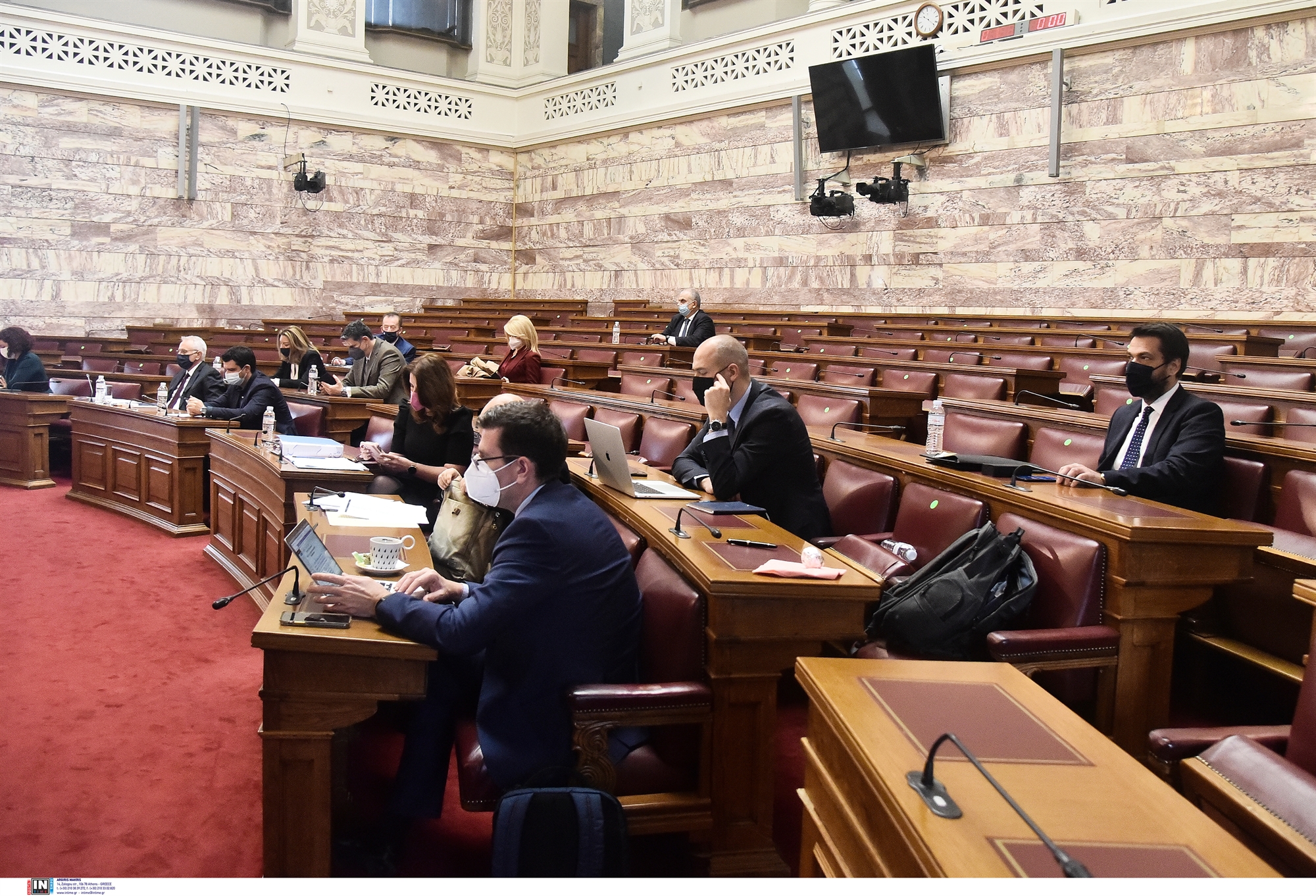 αμείωτη-η-ένταση-στην-εξεταστική-για-τ-561609517