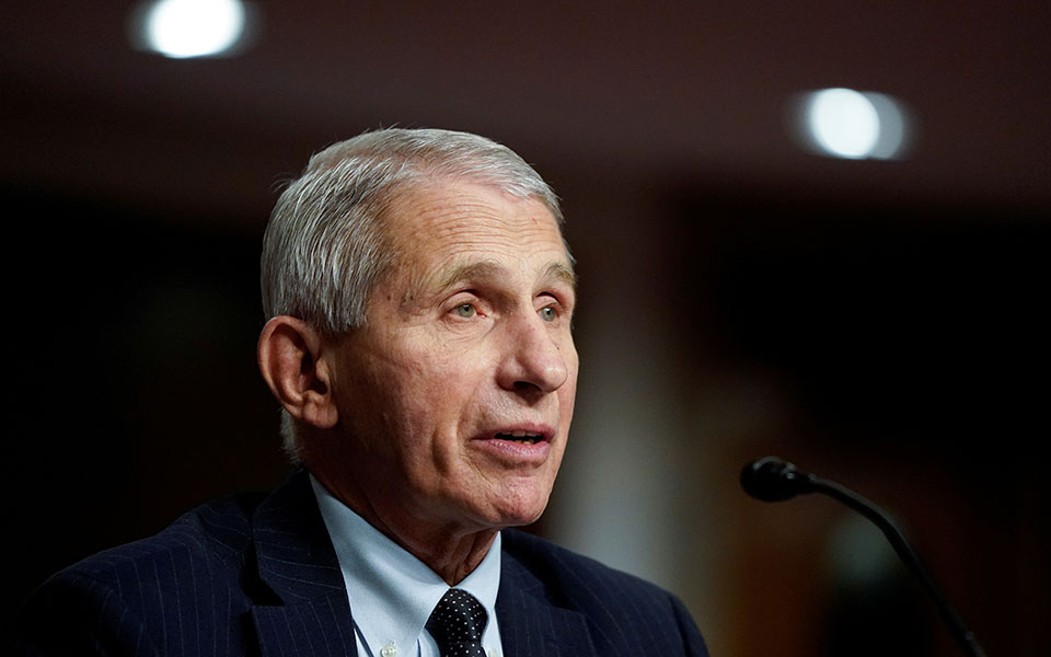 ηπα-φάουτσι-γιατί-ζήτησε-την-απόλυσ-561640084