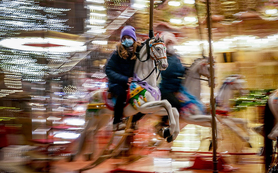 κορωνοϊός-βέλγιο-κλείνουν-τρεις-χρι-561644230