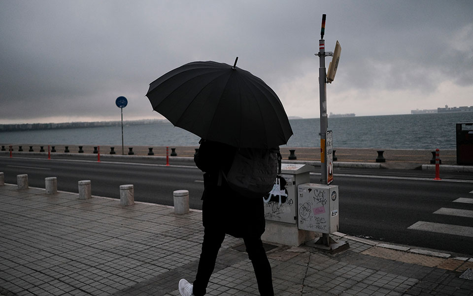 καιρός-νεφώσεις-και-τοπικές-βροχές-αύ-561644056