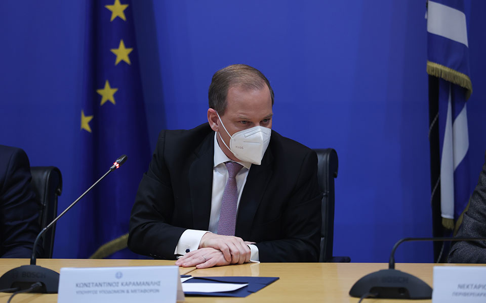 καραμανλής-ξεμπλοκάρουμε-ένα-προς-έν-561631216