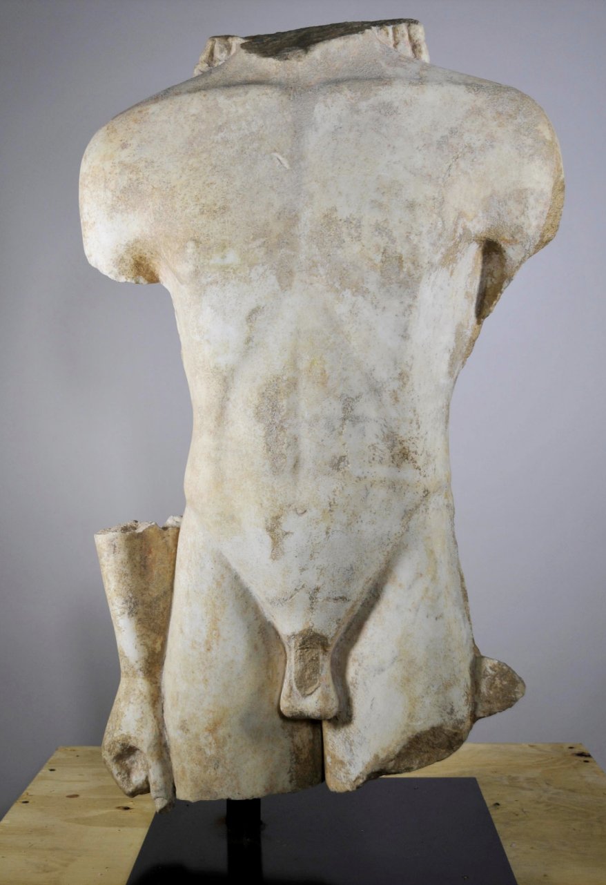 η-άγνωστη-δράση-των-αρχαιοκαπήλων-561624064