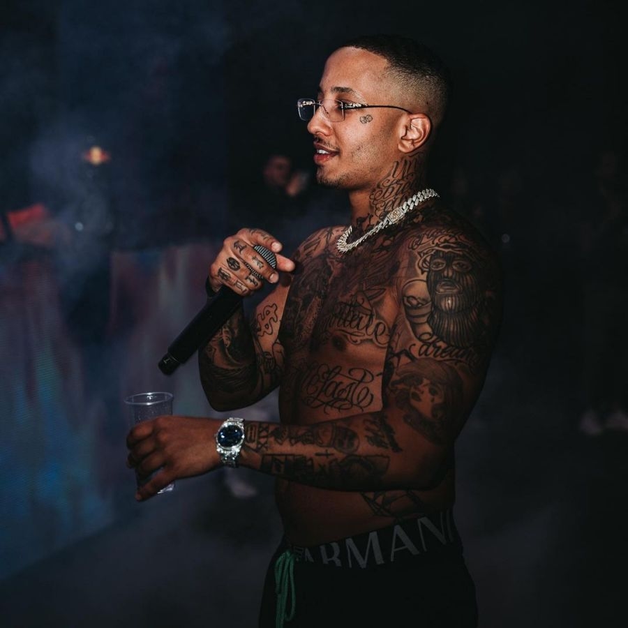 Light: Τα φάλτσα του τράπερ και η ποινική δίωξη για όπλα και ναρκωτικά-4