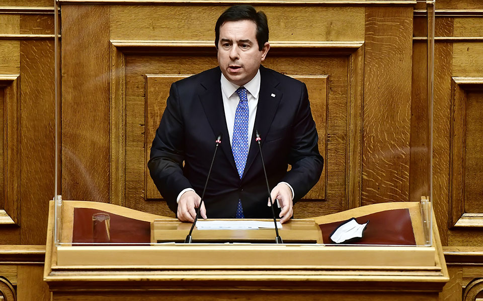 μηταράκης-ο-συριζα-αναπολεί-τις-μεταν-561645802