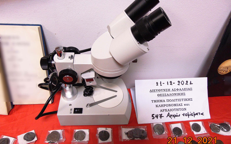 Σέρρες: Πατέρας και κόρη κατείχαν πάνω από 500 αρχαία νομίσματα μεγάλης αξίας-1
