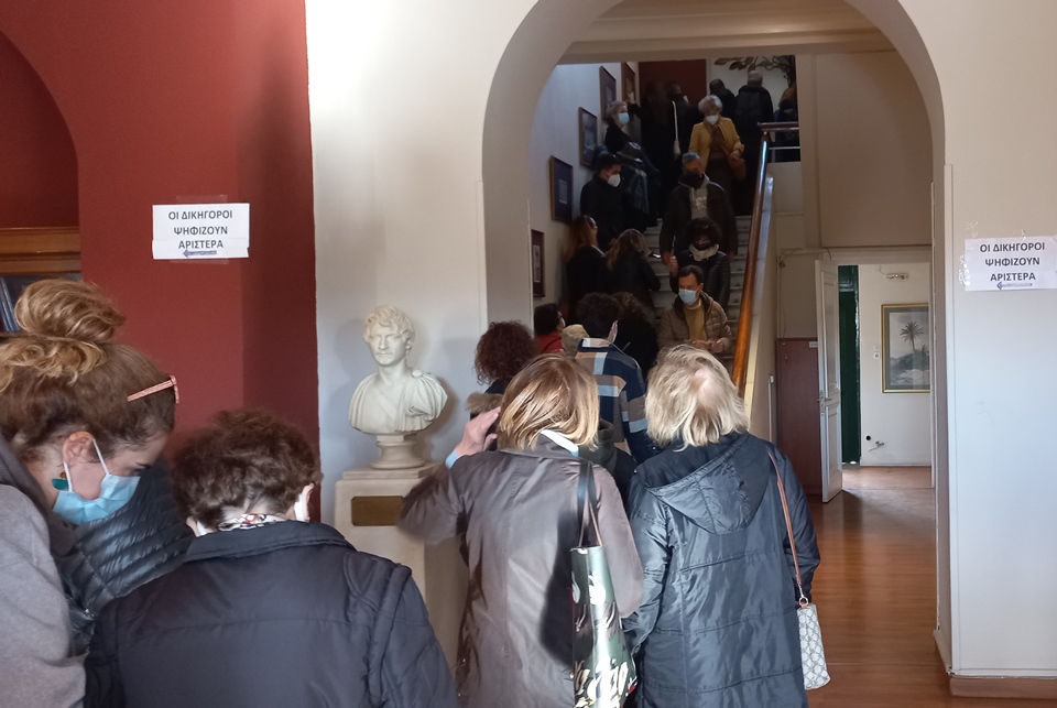 εκλογές-κιναλ-μεγάλες-ουρές-μεγάλες-π-561616741