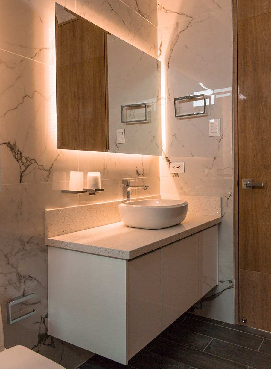 Πώς θα κάνετε ένα μικρό μπάνιο να φαίνεται μεγαλύτερο-2