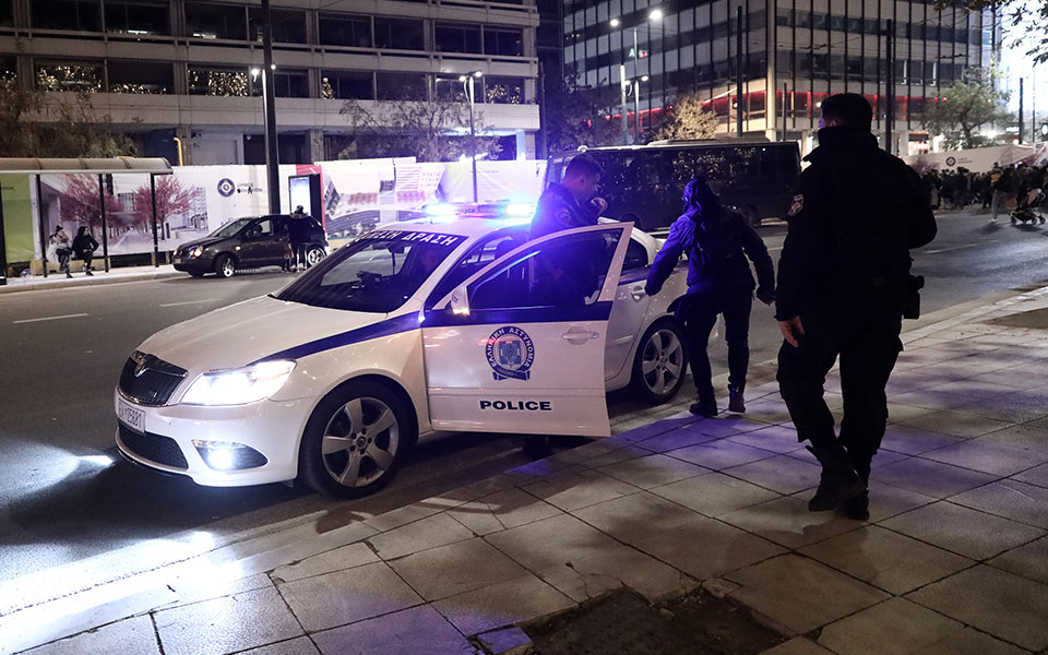 νέα-μέτρα-σαφάρι-ελέγχων-βροχή-από-πρό-561646615