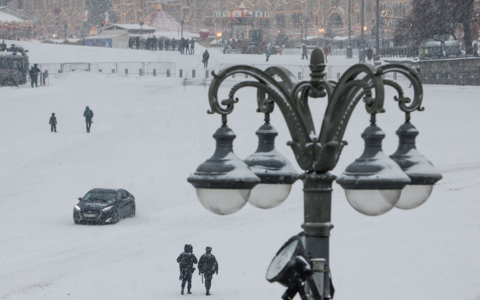 Μόσχα: Η σφοδρότερη χιονόπτωση από το 1949 (εικόνες)-3