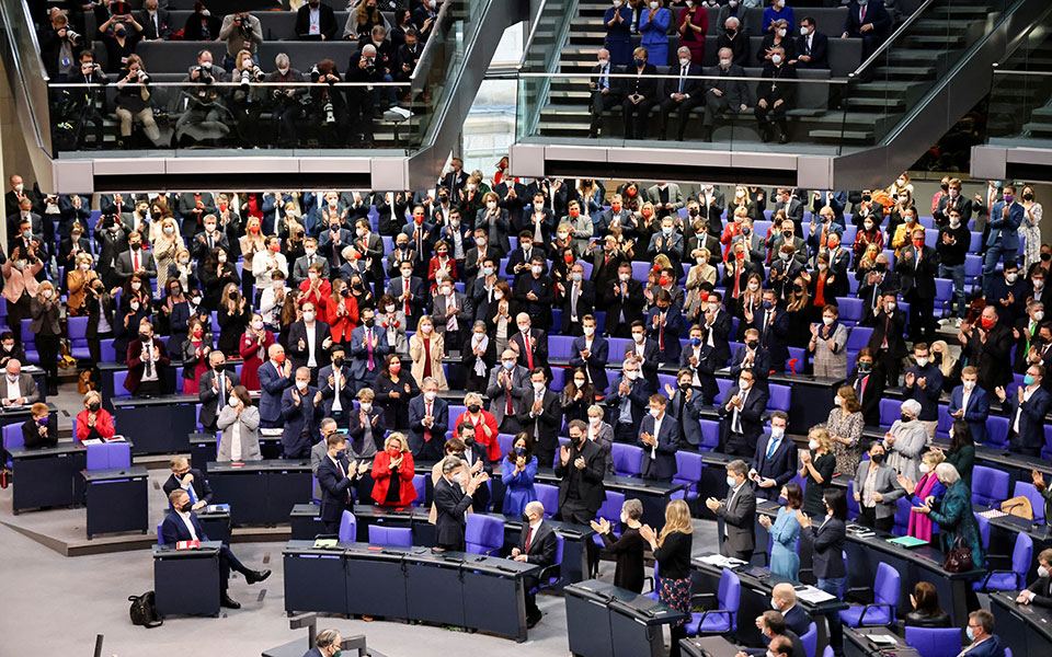 γερμανία-ο-όλαφ-σολτς-εξελέγη-καγκελά-561621112